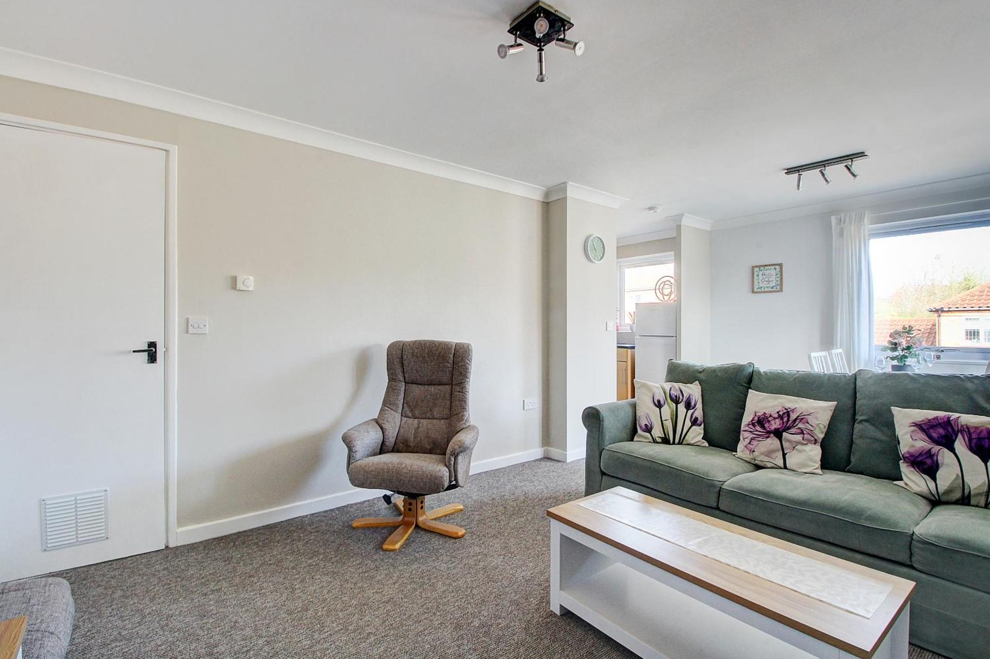 2 Minutes From Mk Central By Car- 2 Bed Apartment - 2 Free Parking Spaces- Hosted By Stayinmk Milton Keynes Eksteriør billede
